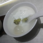 唐仁坂 - 杏仁豆腐