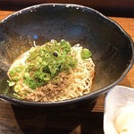 汁なし担担麺専門　キング軒 - 汁無し坦々麺と温泉玉子