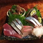 さば銀 - 鯖尽くし。初鰹、カンパチ、生蛸も盛合わさった豪華な逸品！