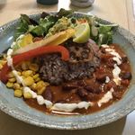 ヘルシーペンギンカフェ - 野菜たっぷりブリトーボウル