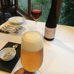 明神館 - ビールとぷどうジュース