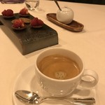 明神館 - デザートとコーヒー