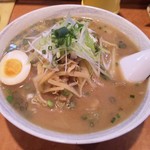 トンチキ らーめん屋 - トンチキらーめん醤油