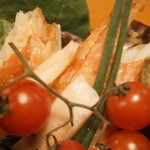 うなぎ屋酒坊・画荘 越後屋 - 23年12月　絶品海鮮サラダ　サザエ、蟹・・・