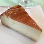 サロン・ド・テ・ジャマン - チーズケーキ（名称イマイチ確信ナシ^^;）