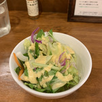 初台スパイス食堂 和魂印才たんどーる - サラダ