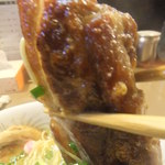 ラーメン櫻島 - 新メニューの味噌ラーメンのチャーシューのアップ　【　２０１１年１２月　】　