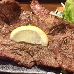 炭火焼専門食処 白銀屋 - リブロース