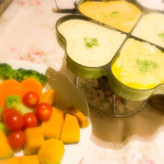 リニューアル 本格チーズフォンデュ堪能コース 幸運を呼ぶ四つ葉のフォンデュ Le Petit Bistro Racler ル プティ ビストロ ラクレ 牛込神楽坂 ビストロ 食べログ