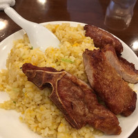 三和楼 - 排骨炒飯 三和楼 - 排骨炒飯