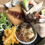 カメイノ食堂 - ファラフェルサンド 全体