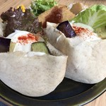 カメイノ食堂 - ファラフェルサンド