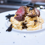 お肉屋 けいすけ 三男坊 - トリュフオムライス