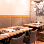 お肉屋 けいすけ 三男坊 - 内観