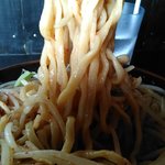 ゴールデンファイブヌードル - 麺リフト！