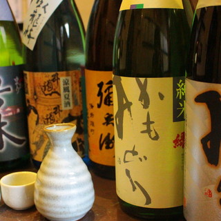 日本酒・地酒も厳選しております。