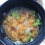 カフェアンドショップ ロータスランド - 味噌汁
      2019/06/08 モーニングセット
      C set 卵かけご飯 380円
      100%オレンジジュース