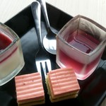 ダイニング トゥモール - 