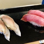 立ち食い弁慶 - 〆さばと天然ブリ