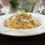 トリワイン ＰＩＫＯＳＨＨＨＵ - 地鶏のカルボナーラ