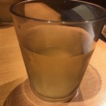 宮崎料理 万作 - 冷たいほうじ茶