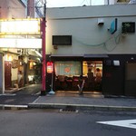 大衆ホルモン焼肉 順 - 2019年6月　外観（横は愛染小路）