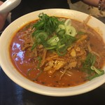 Chuukai Shokuya Tamariba - 辛味噌ラーメン￥880
                        by masakun 