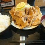 豚菜 - 生姜焼き定食  800円