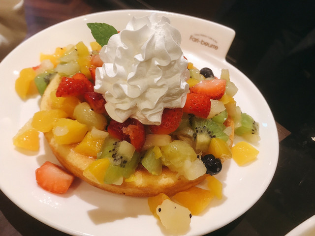 ファリ ブゥール 東京駅一番街店 東京 カフェ 食べログ