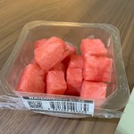 7-Eleven - 料理写真:カットスイカ