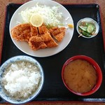 焼肉食堂 花 - チキンかつ定食
