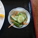 焼肉食堂 花 - 漬物（チキンかつ定食）