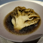 INUA - 熟成、燻製させた舞茸