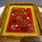 INUA - プラムレザーとアロマティックフラワー