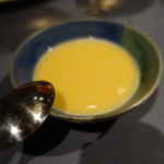 INUA - 炊き立てななつぼしと蜂の子のソース