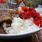 アーモンド - カレーライス（大盛）950円（サラダ、スープ、コーヒー付き）
      カレーライス（大盛）950円（サラダ、スープ、コーヒー付き）