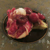 TAIAN - オマール　フォアグラ　チェリーソース