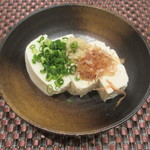 味処 大丸 - プリン豆腐の冷奴 350円