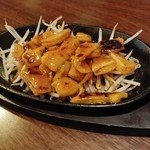 居酒屋 すなを - ホットホルモンﾋﾟﾘｶﾗ 580円