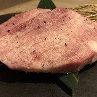 近江うし 焼肉 にくTATSU 青山本店 - 