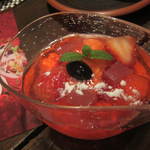 個室和食 紅炉庵 - ｸﾘｽﾏｽｺｰｽラスト【甘味】苺尽くしのティラミス