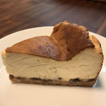 Chirimulo - ラムレーズンベイクドチーズケーキ