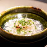 エクアトゥール - 虎河豚の白子、 タラバガニの餡掛け