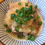 焼鳥 酉たけ - 酉たけマスト2 皮ポンです　焼いた皮にポン酢が沁みてます