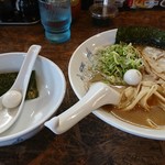 龍龍 - 中華そば(子供用小分け丼にうずら卵とノリをサービス!!)