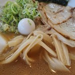 龍龍 - 中華そば拡大画像(白玉団子ではありませんwww)