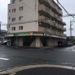 パーク ラホーリー レストラン - 外観。遠目から