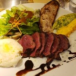 SARU Apero Bistro - 