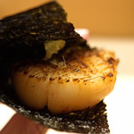 日本橋蛎殻町 すぎた - ホタテの磯辺巻き