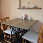 カフェ・ル・プティ・ニ・トロワ - 